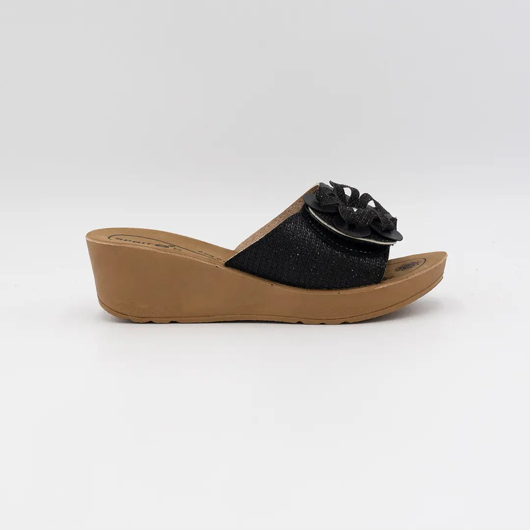 Ciabatte Con Strappo Nere SPRING 2034
