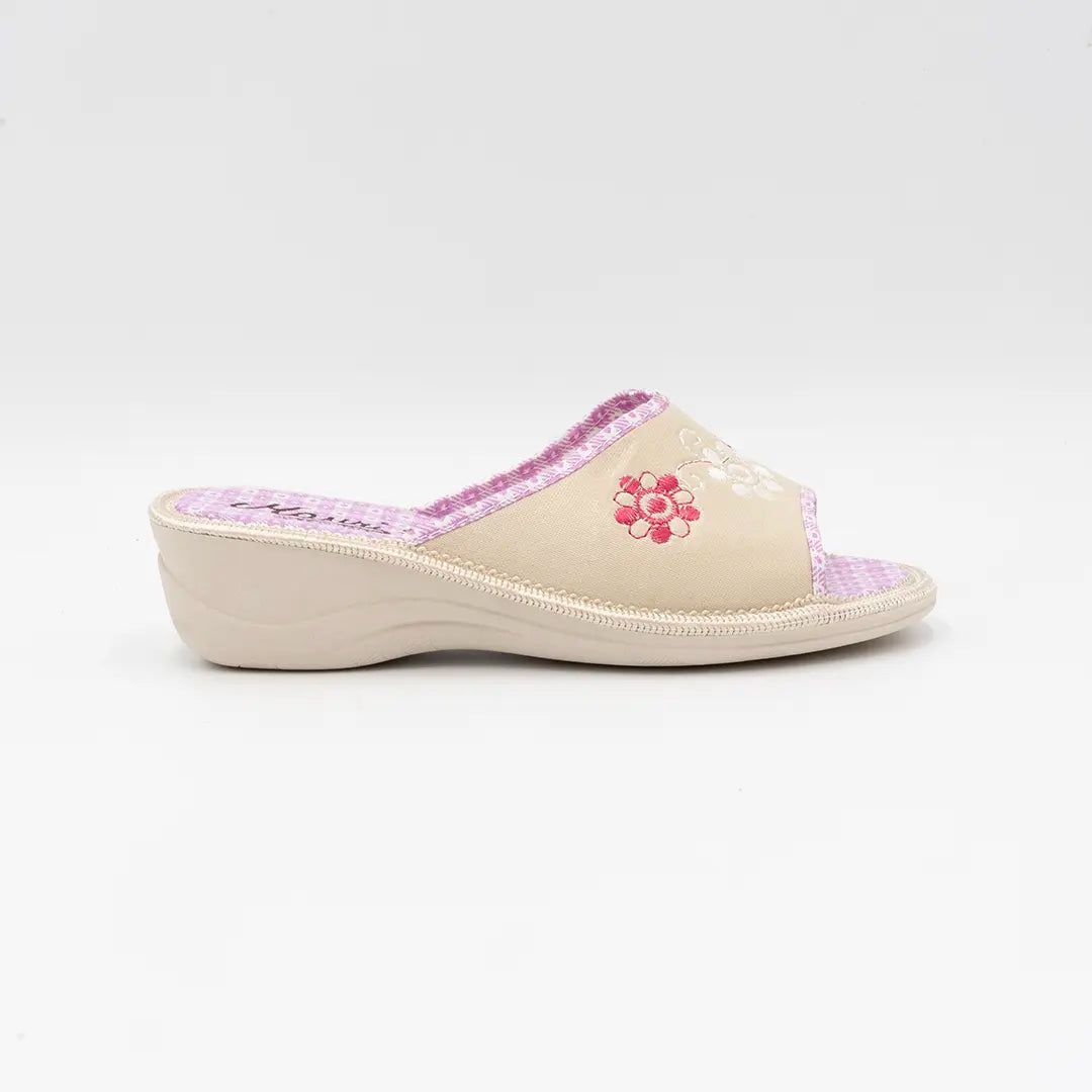 Ciabatte in tessuto Beige SOMEFLOWERS 8461