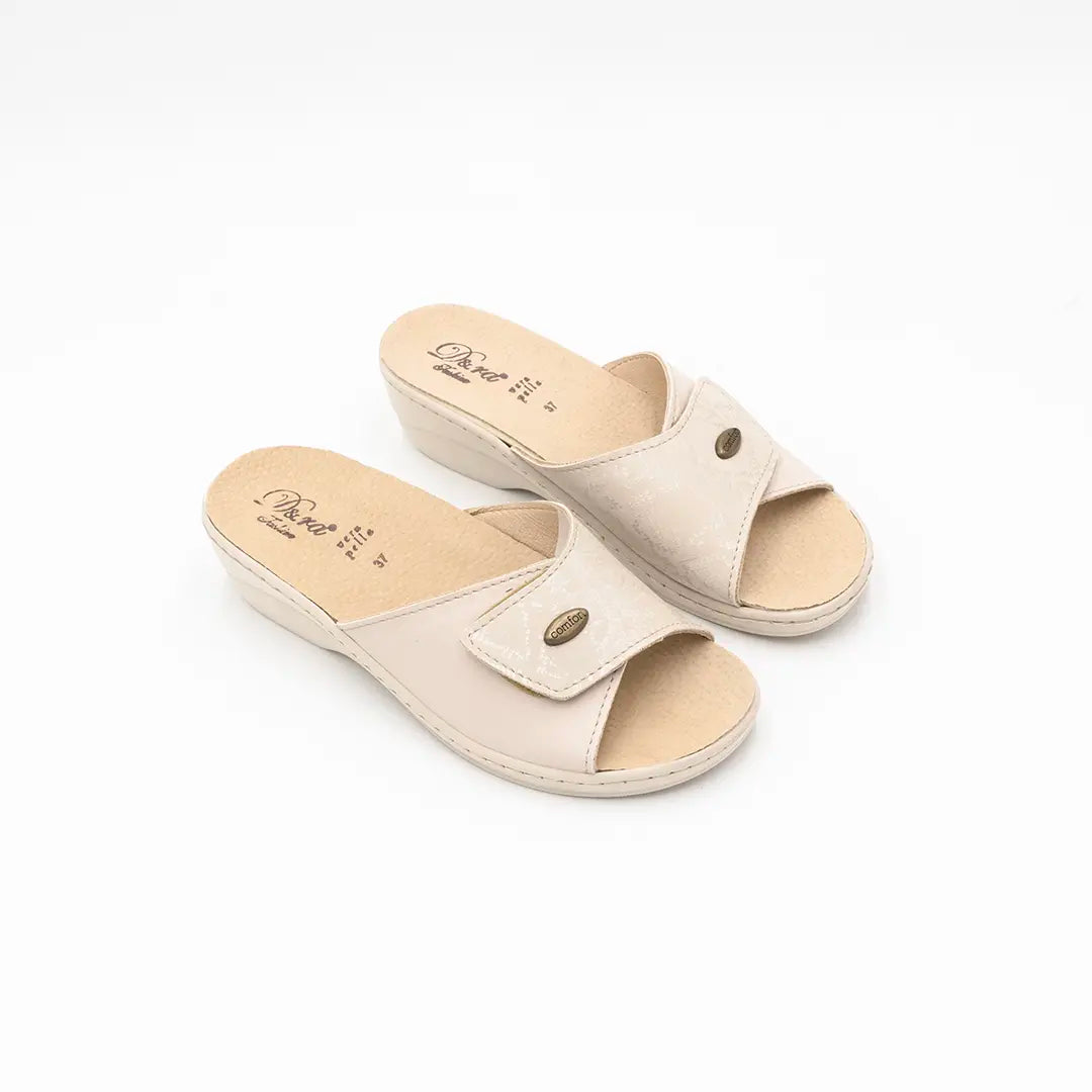 Ciabatta estraibile Con Strappo Beige PURE COMFORT