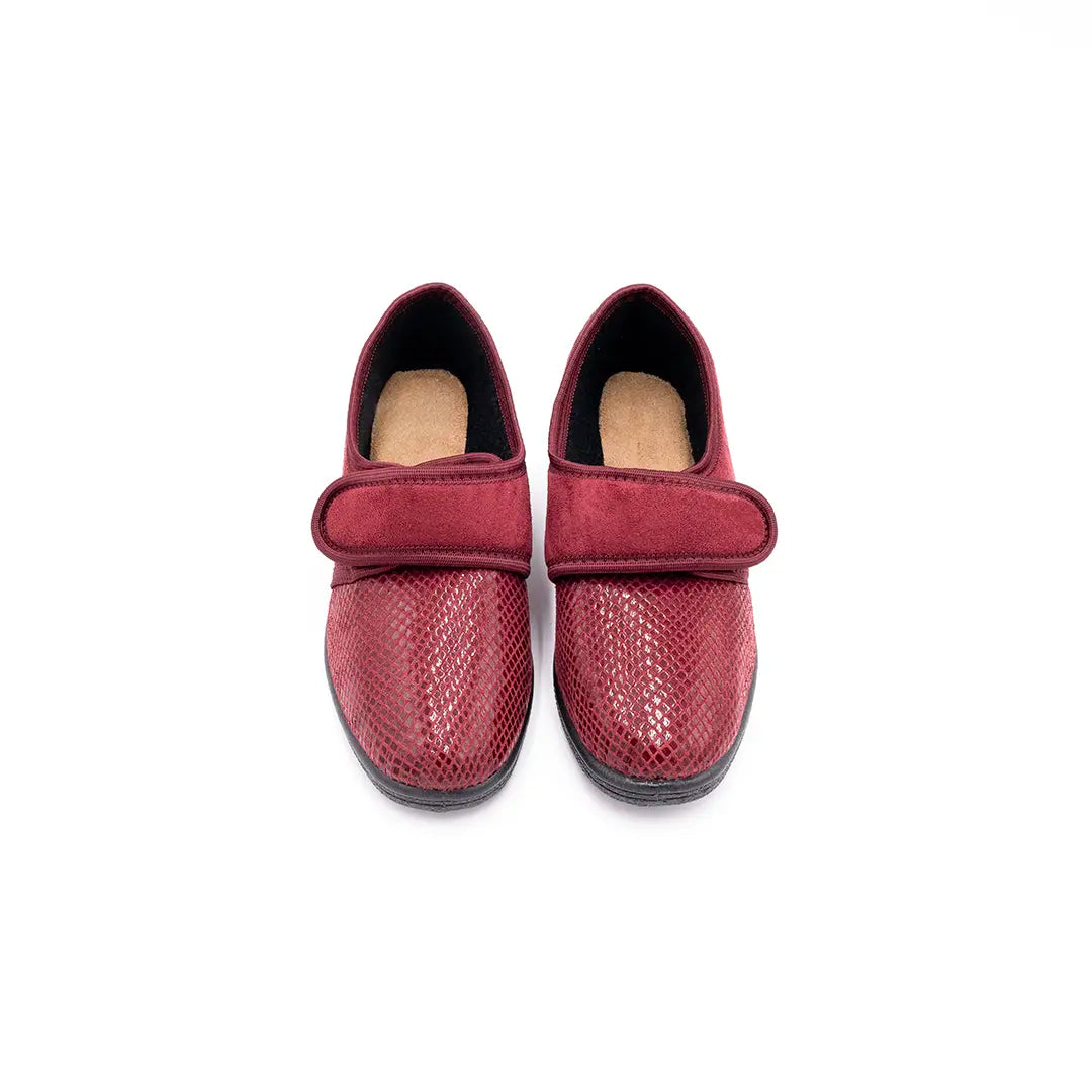 Scarpette Punta Pitonata Con Strappo Bordò LISA