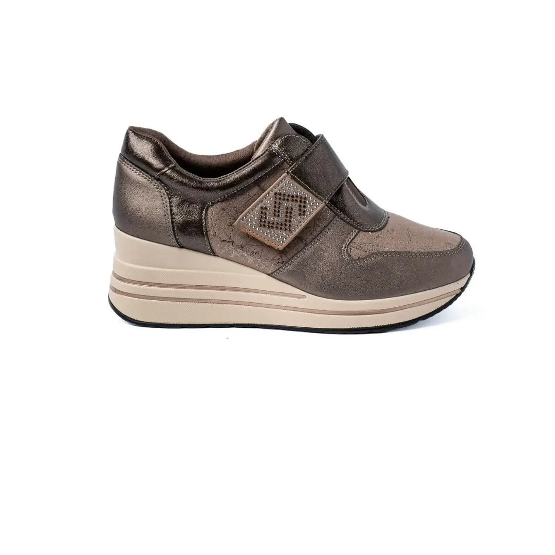 Sneakers Zeppa Alta Con Strappo Beige NORA Winter